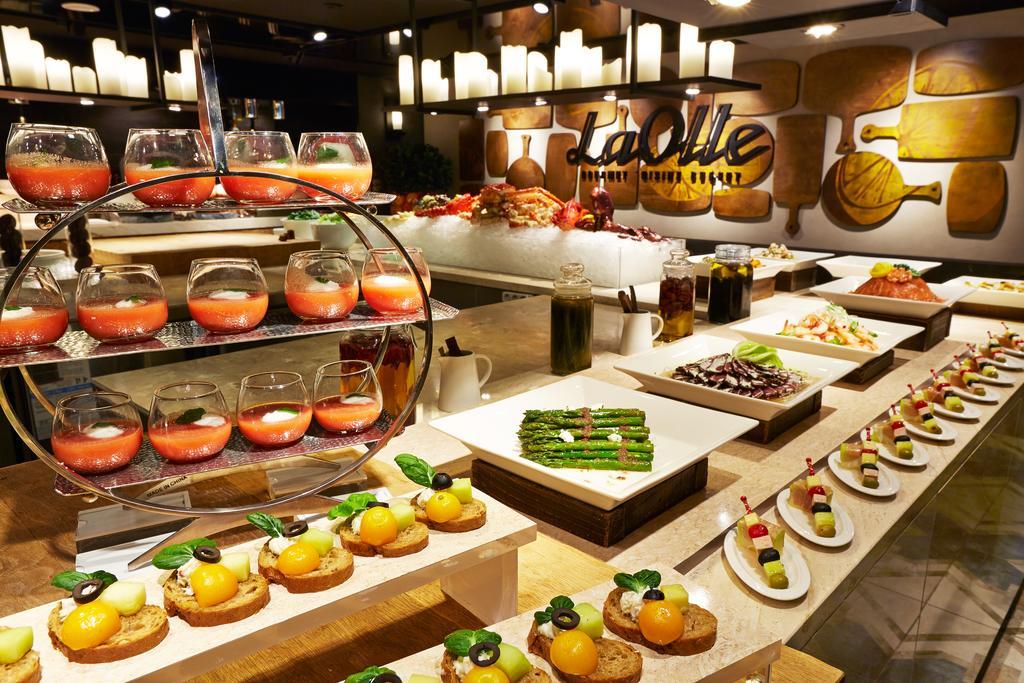 Kensington Jeju Hotel Dış mekan fotoğraf A buffet at a hotel