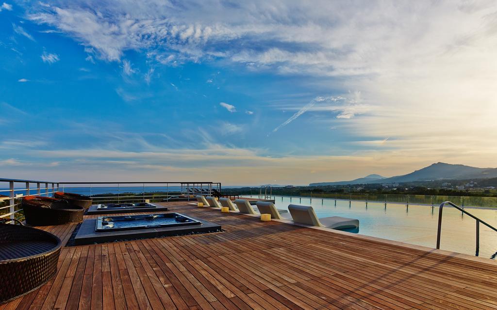 Kensington Jeju Hotel Dış mekan fotoğraf The Sky Bar