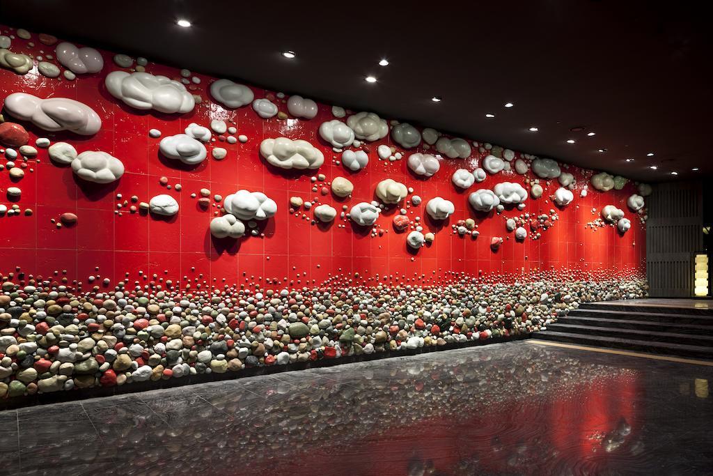 Kensington Jeju Hotel Dış mekan fotoğraf The wall of the main hall